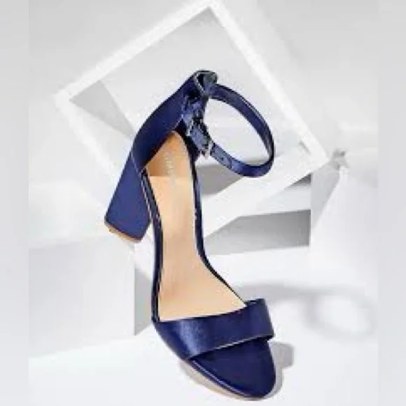 Gianni Bini Blue Block Heel Sandals - Picture 2 of 5